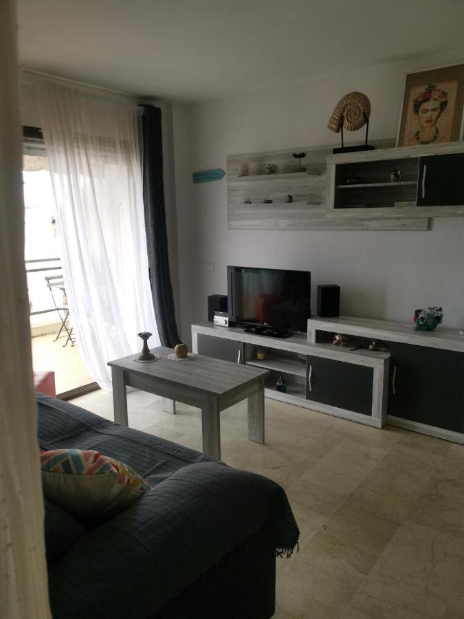 Pina Beach Holidays Ла Пинеда Екстериор снимка